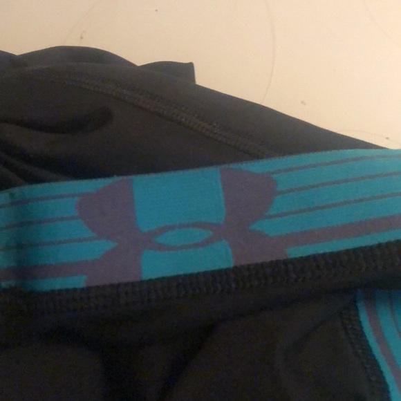 unfer armour cropped tights never worn - Picture 1 of 4